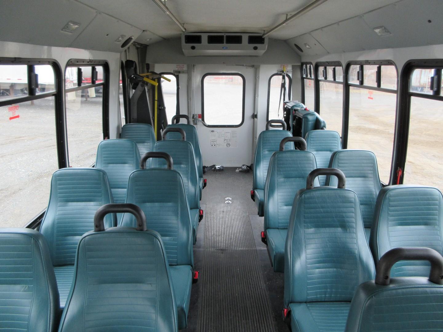 2012 Ford E-450 Bus