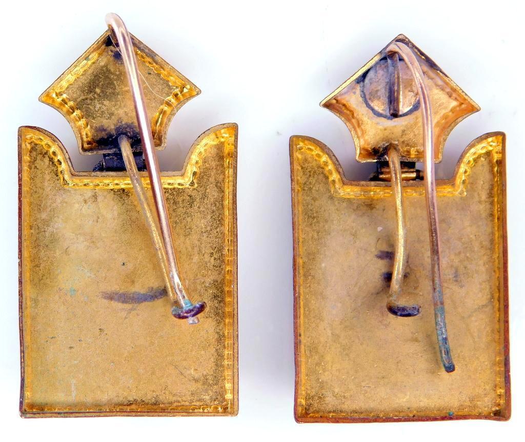 Pair of Costume Jewelry Earrings, (2)