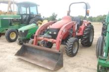 CASE 40 4WD ROPS W/ LDR AND BUCKET