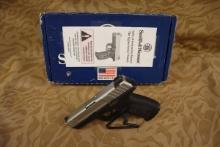 Smith & Wesson SD40VE 40 Pistol Ser#FYU7201