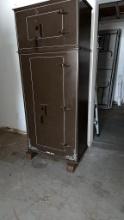 STEEL PLATE DOUBLE DOOR SAFE