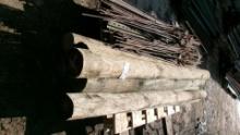 8-7' WOOD FENCE POSTS, 42 STEP IN ELECTRIC FENCE POSTS, 20 - U  & T posts