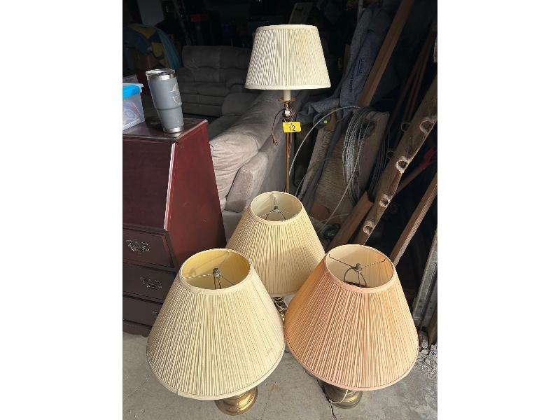4 Lamps