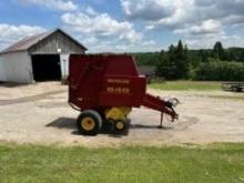 2001 New Holland 648 Round Baler