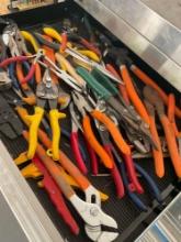 Lot of assorted pliars and tin snips. Over 30 pieces