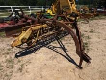 NEW HOLLAND 256 HAY RAKE