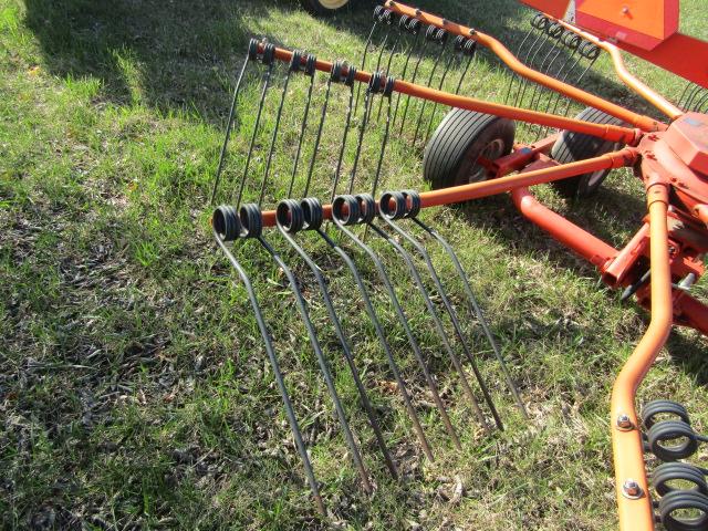 108. KUHN MODEL GA 4120 PTO ROTARY RAKE, 128 INCH WORKING WIDTH