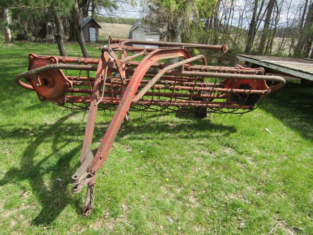 145. MASSEY FERGISON PARALLEL BAR RAKE