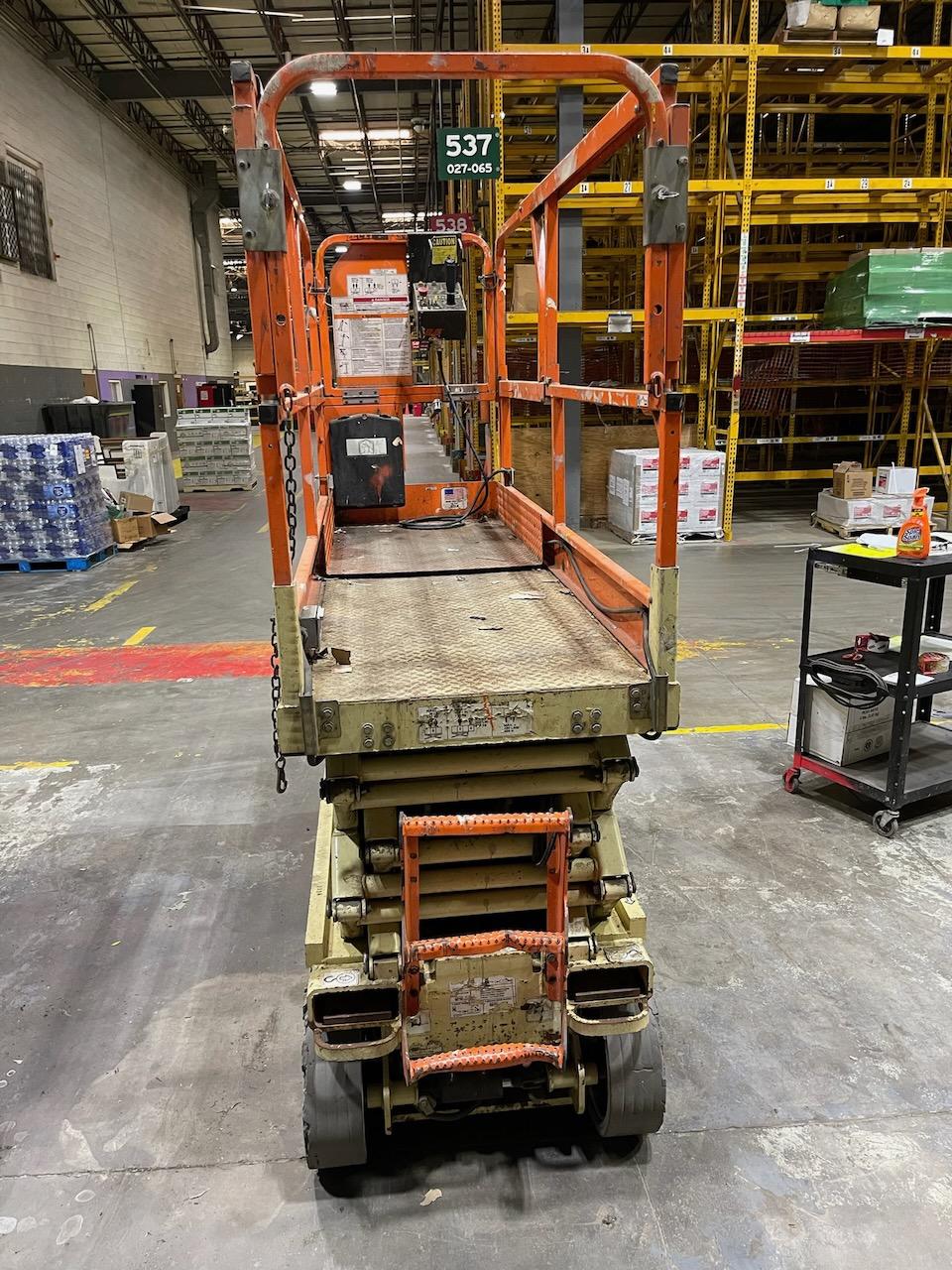 JGL Electric Scissor Lift