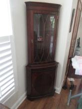 Exceptional Mahogany Sheraton Style Corner China Cabinet Fretwork Glass Door Base Marquetry