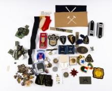 139 Pcs Military Badges & Pins