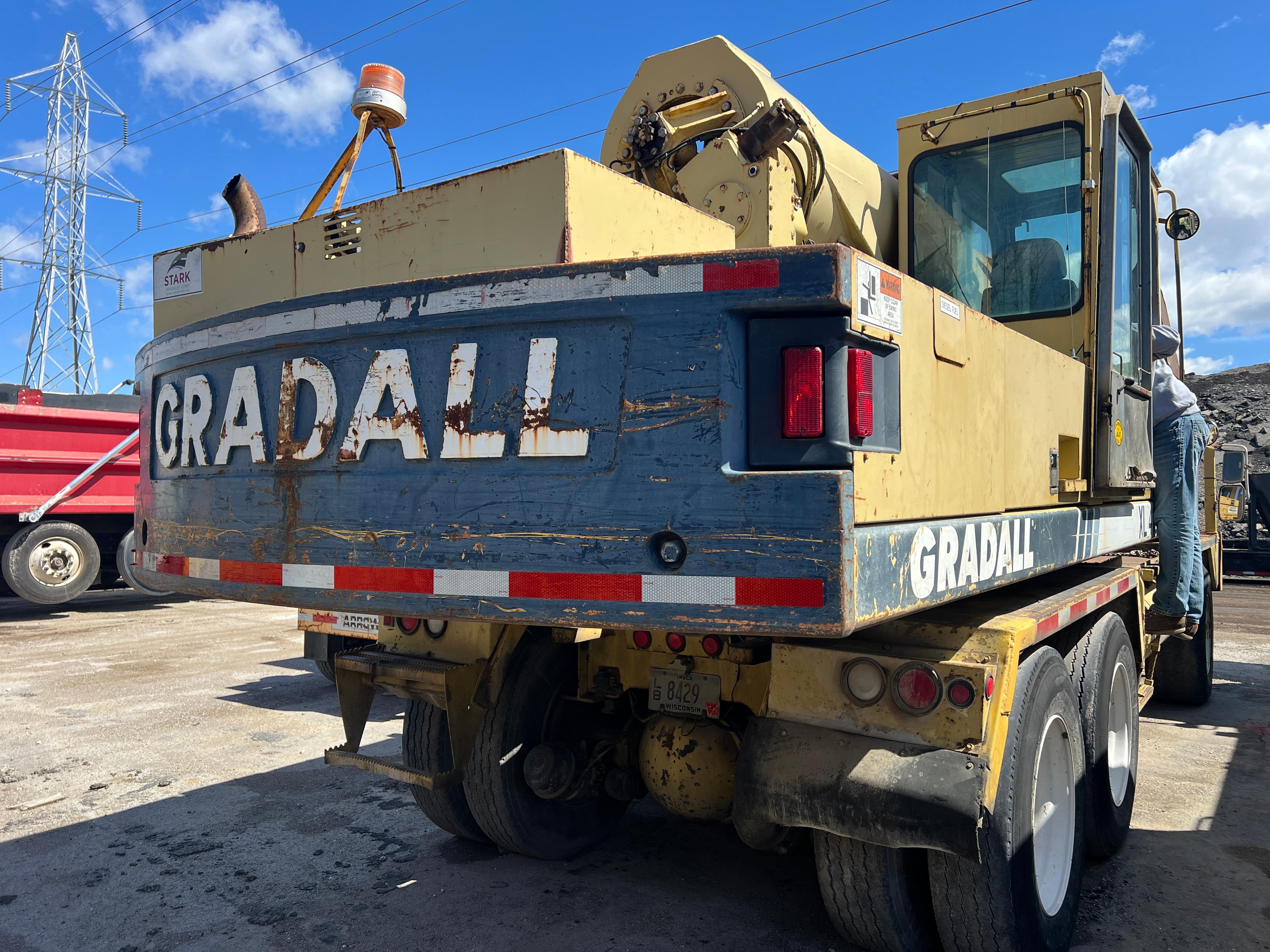 Gradall XL4100 Rubber Tired Excavator