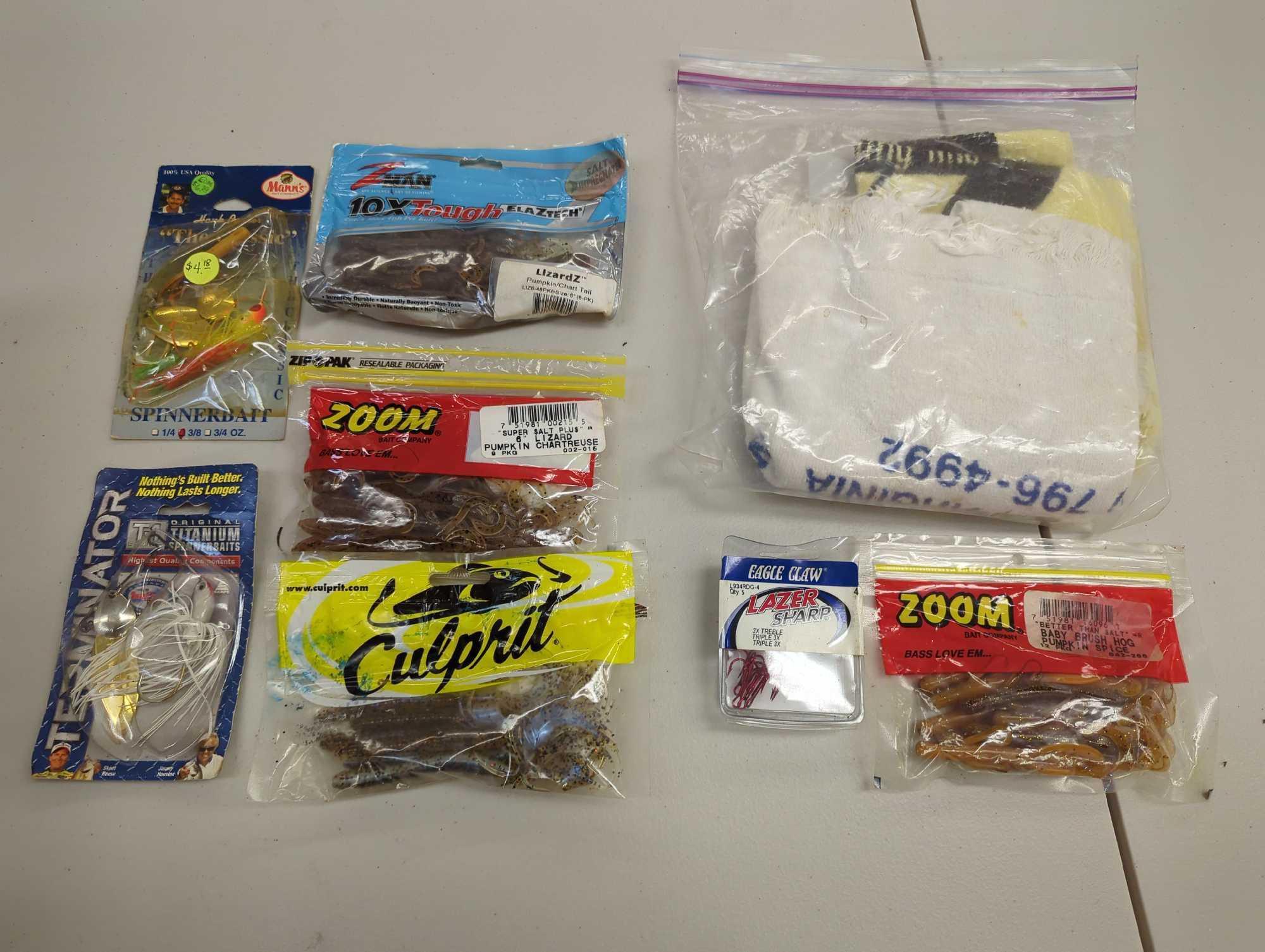 Sterilite organizer tote and contents including worms, other various fishing lures and fishing