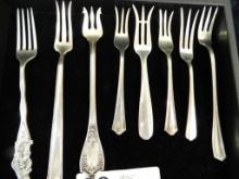 Sterling Silver - H'ordourves / Pickle Forks - Different Patterns - 100.0 Grams