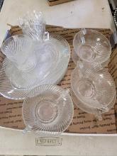 BOX OF MISCELLANEOUS: RIBBED CLEAR GLASS