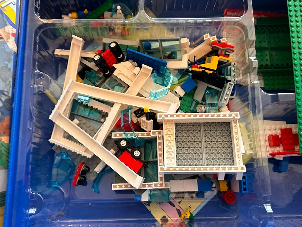 Lego System Airport and Hanger, No. 6597