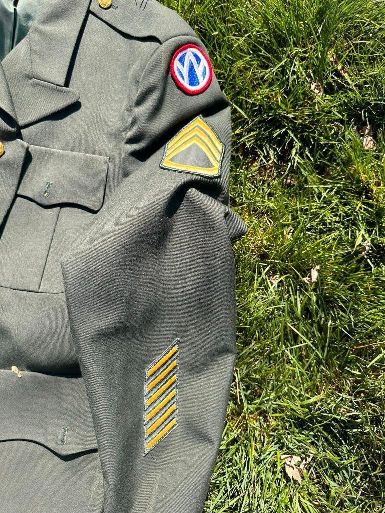 U.S. Military Issue Military Blazer Size 44R