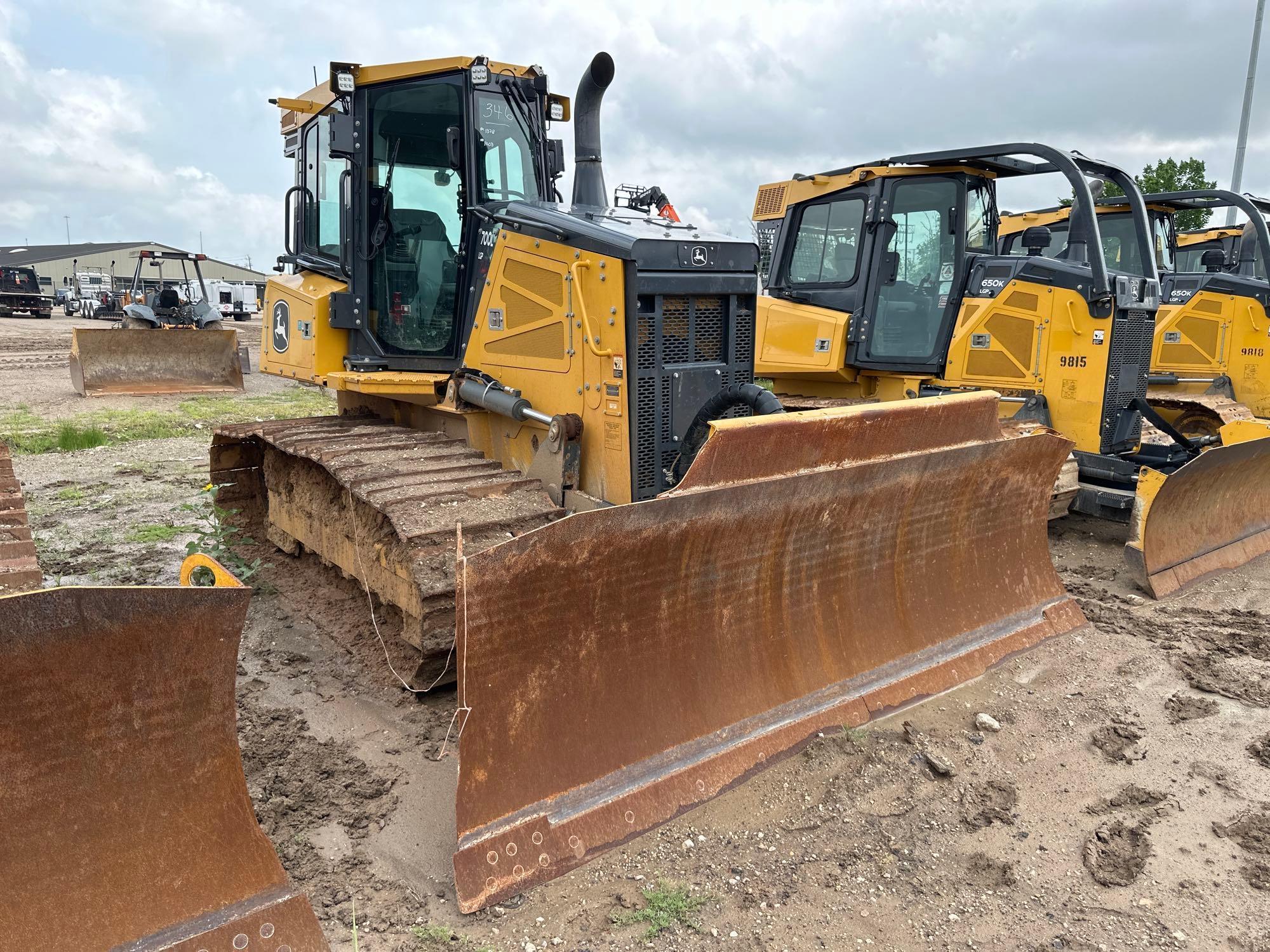 2022 JOHN DEERE 700LLGP CRAWLER TRACTOR SN:421378 powered by John Deere PVS 6068 diesel engine,