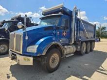 2017 KENWORTH T880 DUMP TRUCK VN:1NKZX4TX8HJ135380 powered by diesel engine, 500hp, equipped with