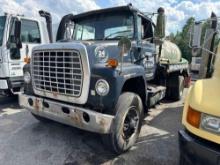 FORD L8000 SEPTIC TRUCK VN:N/A powered by Cat 3208 diesel engine, equipped with 5 speed