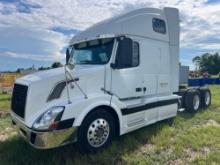 2016 VOLVO VNL64T300 TRUCK TRACTOR VN:384177...powered by Volvo D11 diesel engine, equipped with
