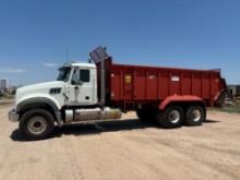 2016 Mack W/ With High Speed XHD-22 Manure Spread Bed