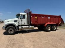 2016 Mack GU713 W/ With High Speed XHD-22 Manure Spread Bed