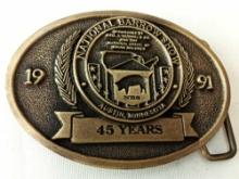BELT BUCKLE NATIONAL BARROW SHOW AUSTIN MN 1991 LIMITED EDITION #92 OF 100 DIST BY HOWE ADV