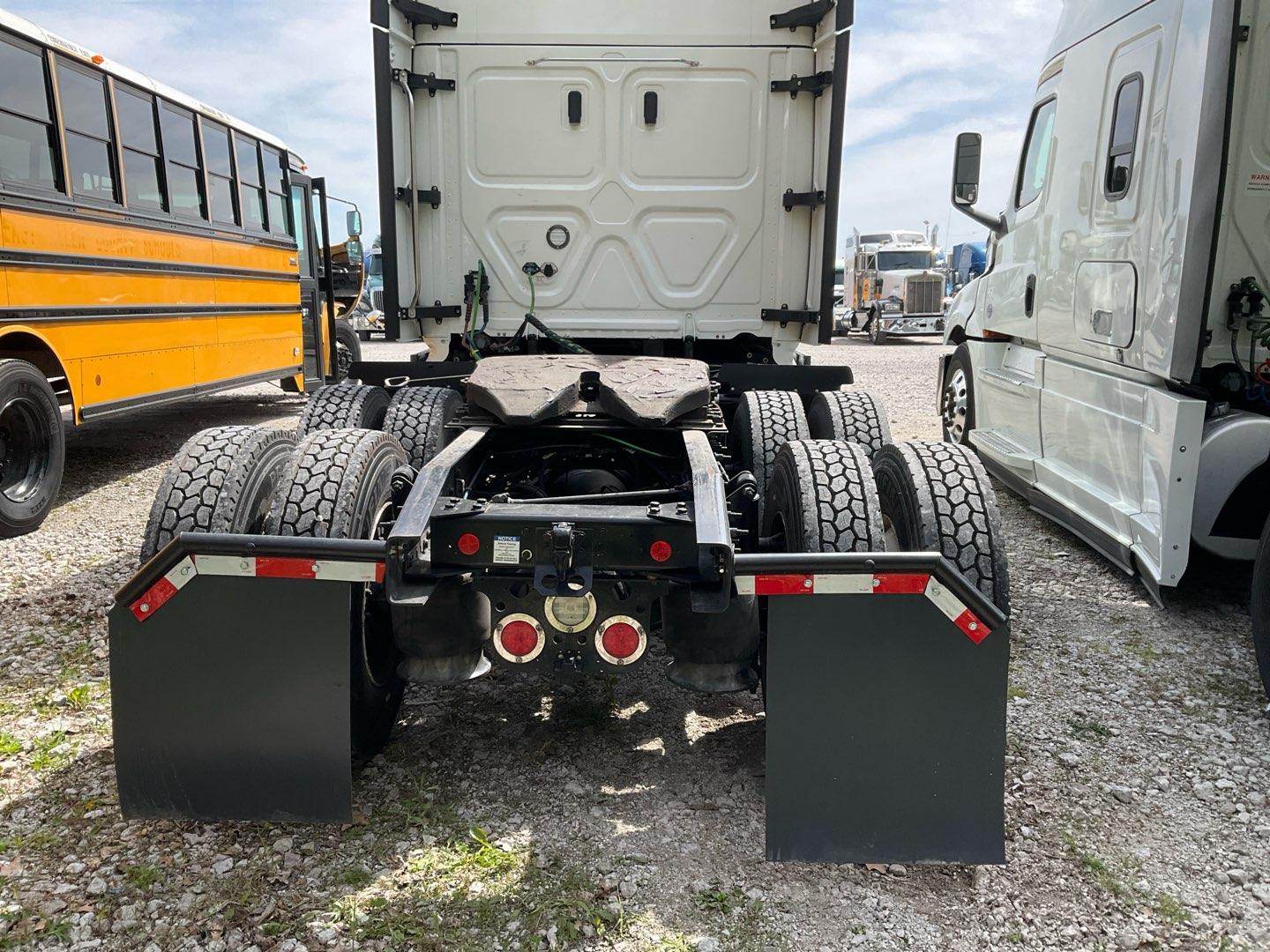 2021 FREIGHTLINER CASCADIA-SERIES Serial Number: 3AKJHHDVXMSMK2764