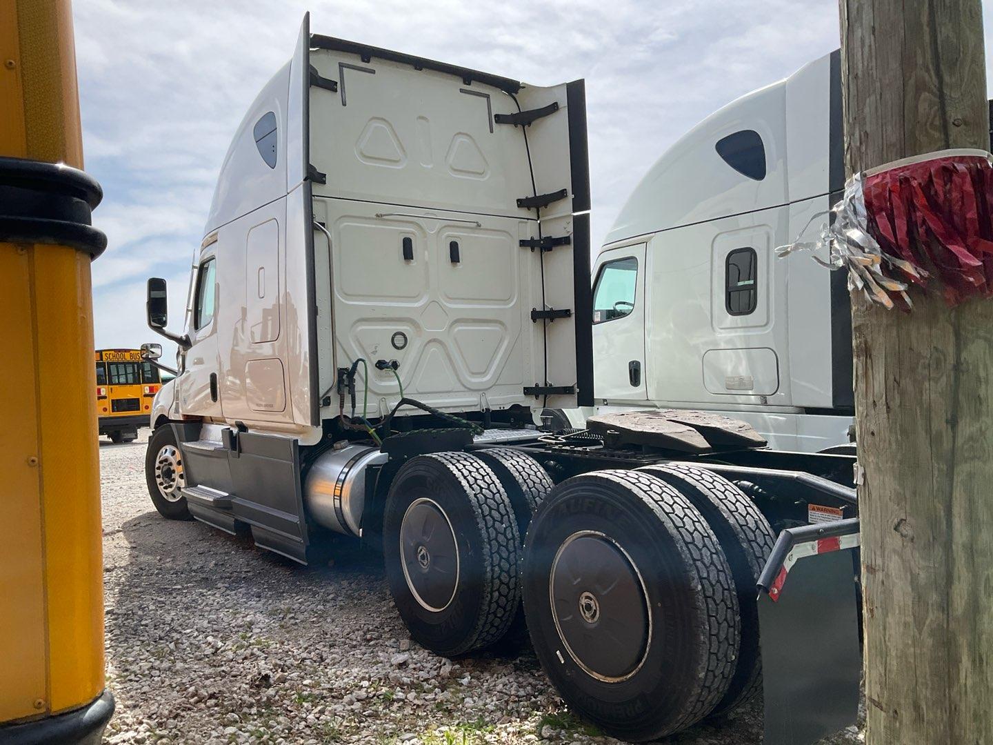 2021 FREIGHTLINER CASCADIA-SERIES Serial Number: 3AKJHHDVXMSMK2764