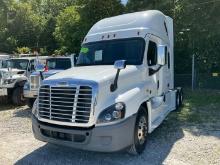 2019 FREIGHTLINER CASCADIA Serial Number: 3AKJGLFG0KSKF2525