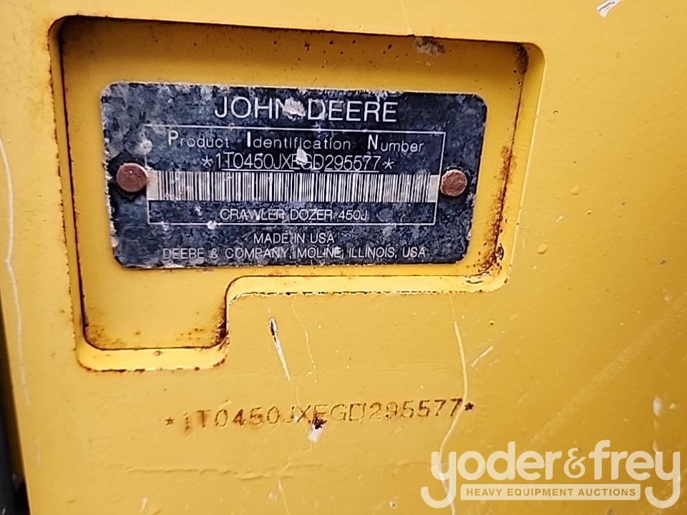 2016 John Deere 450J LGP