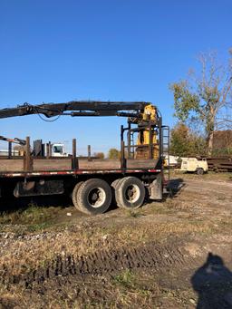 1998 MACK RB690S GRAPPLE TRUCK,  – RAN WHEN PARKED QUITE A WHILE AGO – LOCA