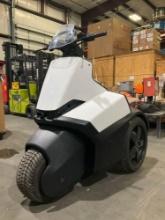SEGWAY SE-3 PATROLLER, ELECTRIC, 100-240VAC, BILL OF SALE ONLY, RUNS & DRIVES , EXTRA TIRES INCLU...
