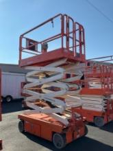 2015 SNORKEL SCISSOR LIFT MODEL S4726E ANSI, ELECTRIC, APPROX MAX PLATFORM HEIGHT 26FT, BUILT IN
