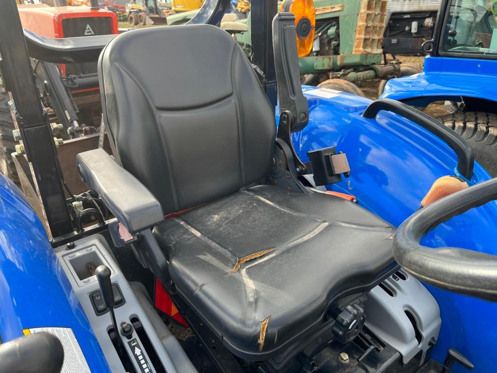 2018 New Holland Boomer 40 Compact Tractor