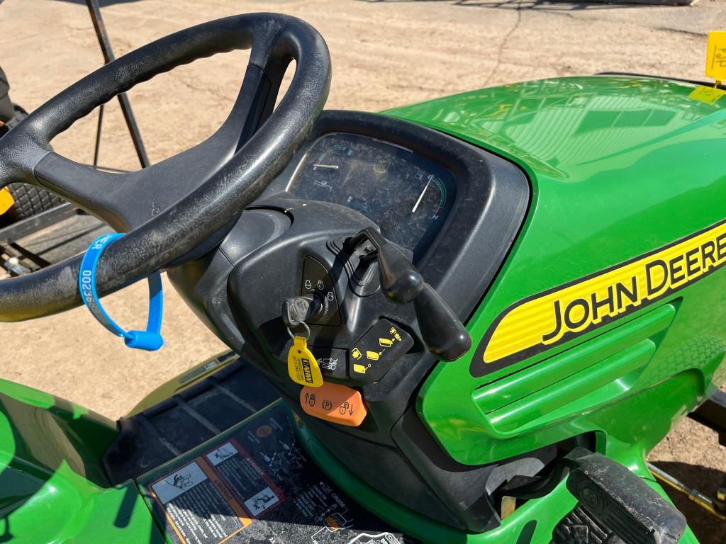 John Deere X720 Garden Tractor