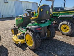 John Deere D170 Lawn Tractor