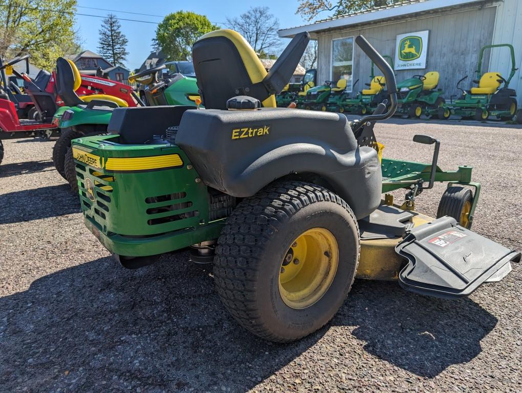 John Deere Z445 Zero Turn Mower