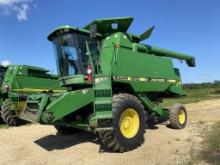 John Deere 9500 Sidehill Combine