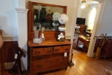 ANTIQUE OAK 4 DRAWER DRESSER WITH BEVEL SWIVEL MIRROR APPROX 66 INCH TALL X