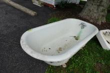 60 INCH ANTIQUE CLAW FOOT TUB WITH PEDESTAL SINK