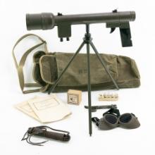 WWII US M-227 Signal Lamp Gun W/ Parts & Case