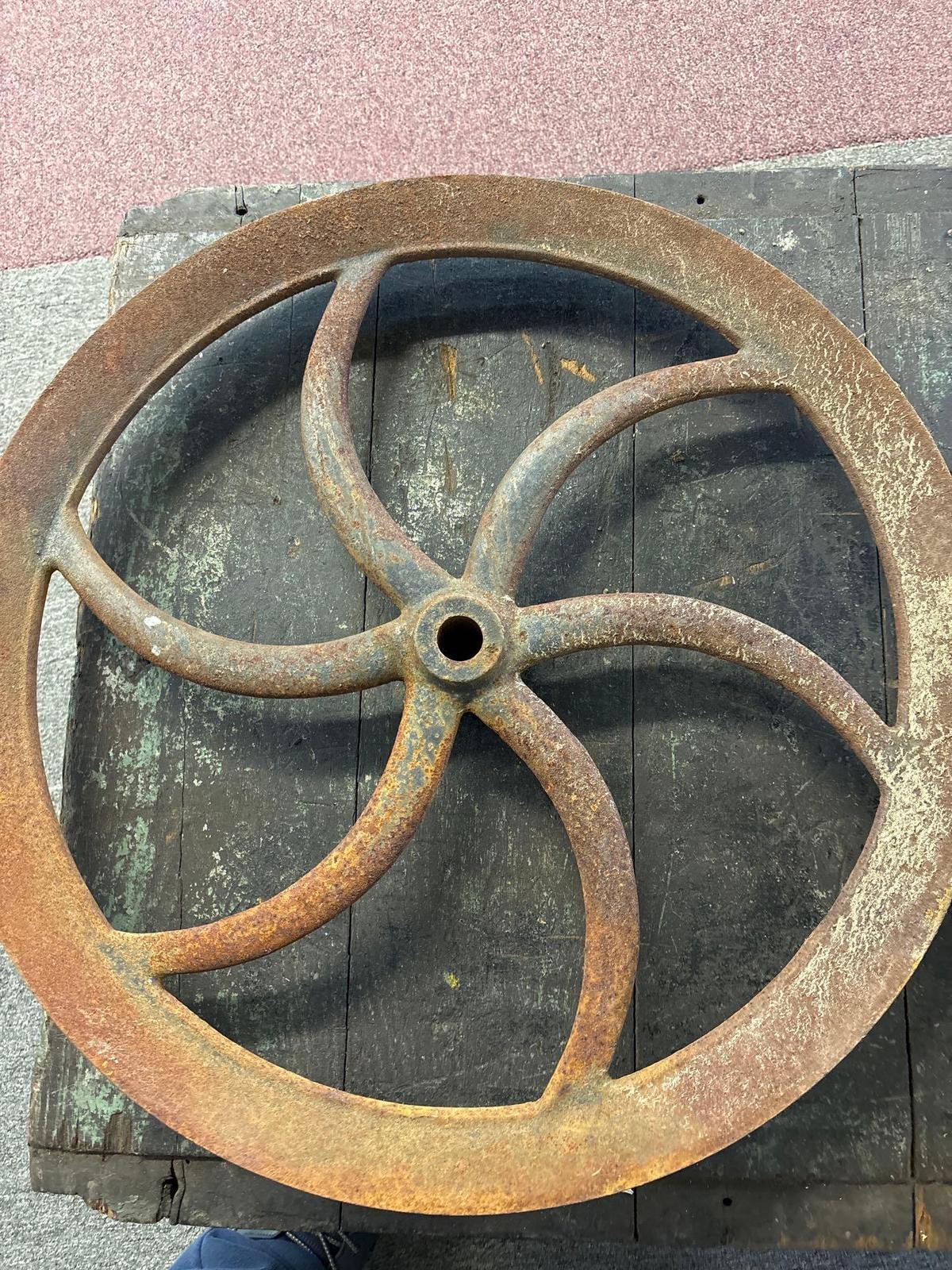 antique 22 inch iron flywheel