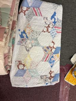 hand stitch quilt quilt pieces newer quilt