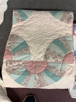 hand stitch quilt quilt pieces newer quilt