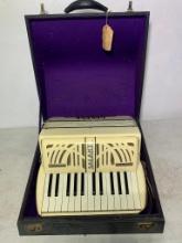 Vintage Made in Italy Salanti Accordion with Case Model 375