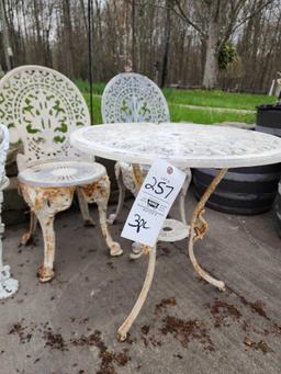 (3) pc metal patio set: table & 2 chairs