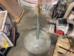 Fan, pedestal, 120V, working condition.