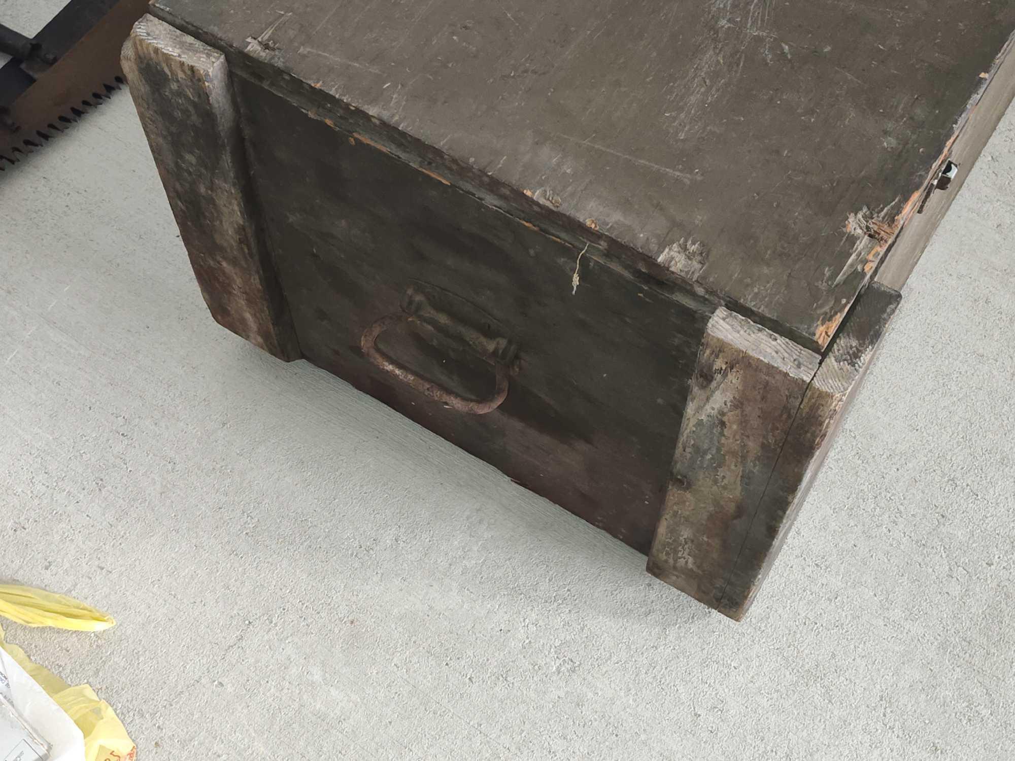 48" Wood US Military Trunk Med Det 987th